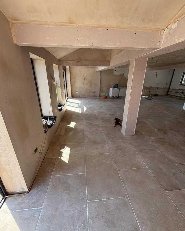 Wall tiling installation elite tiling